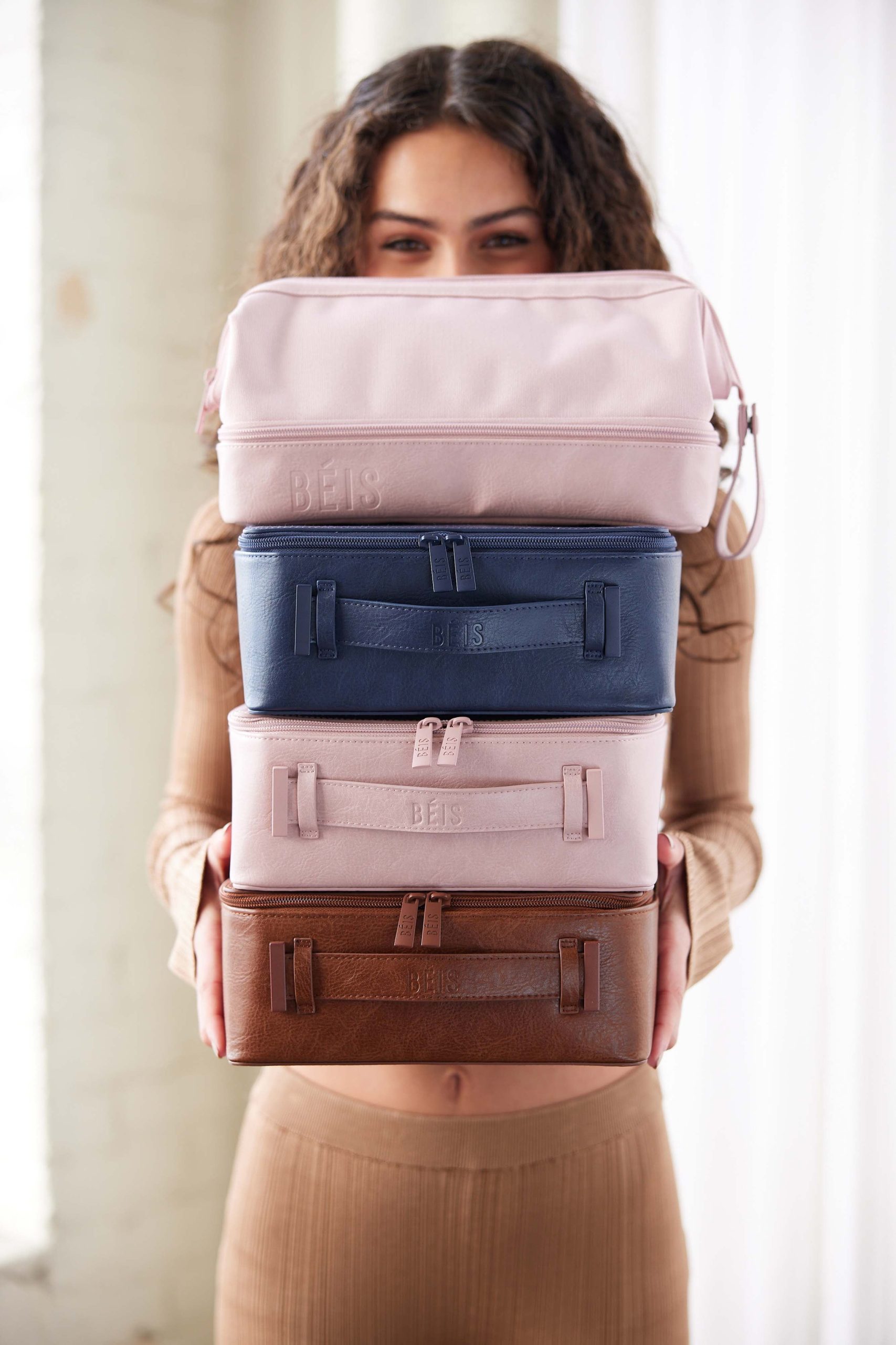 The Cosmetic Case in Maple - Image 8