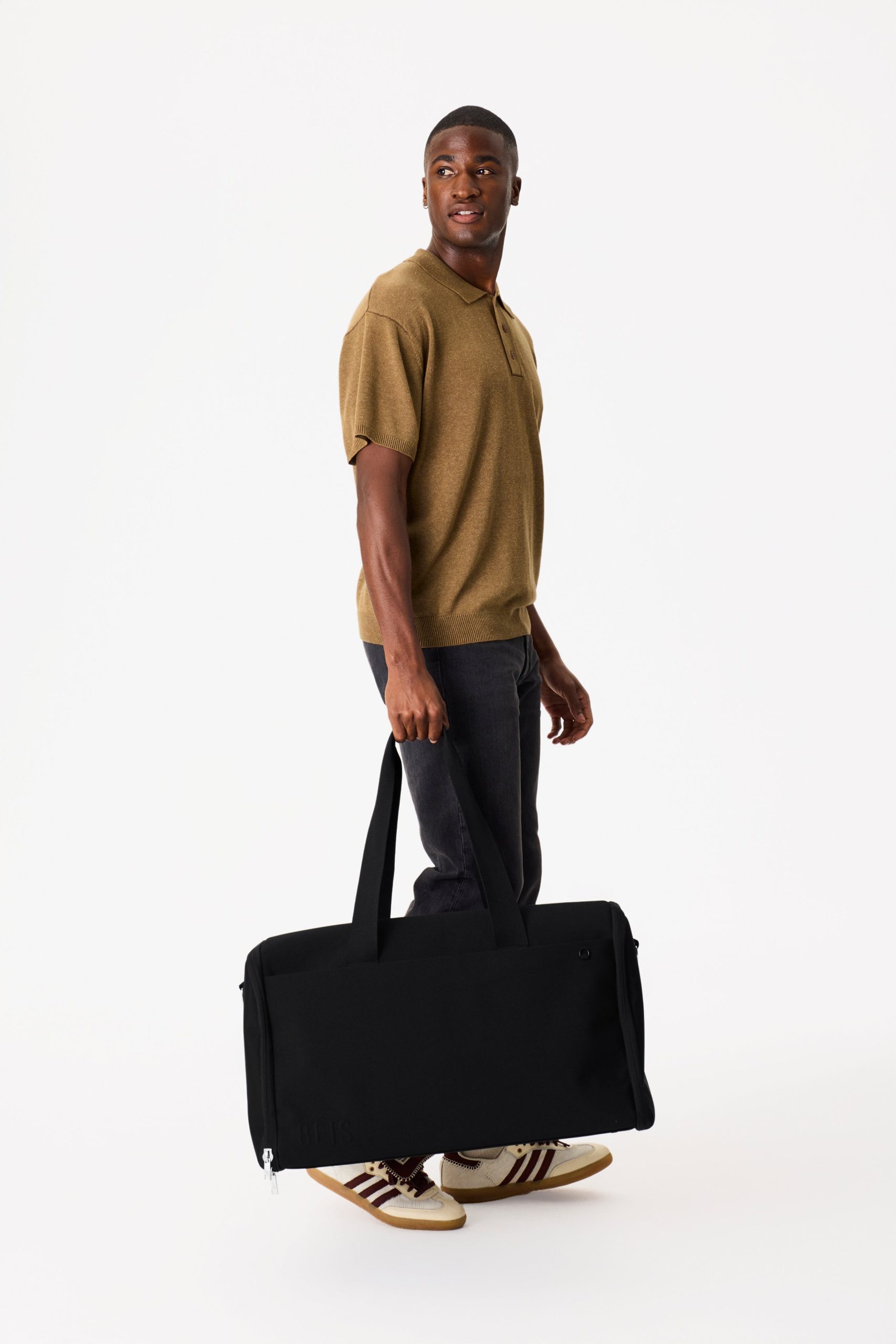 The Garment Duffle Bag in Black - Image 4