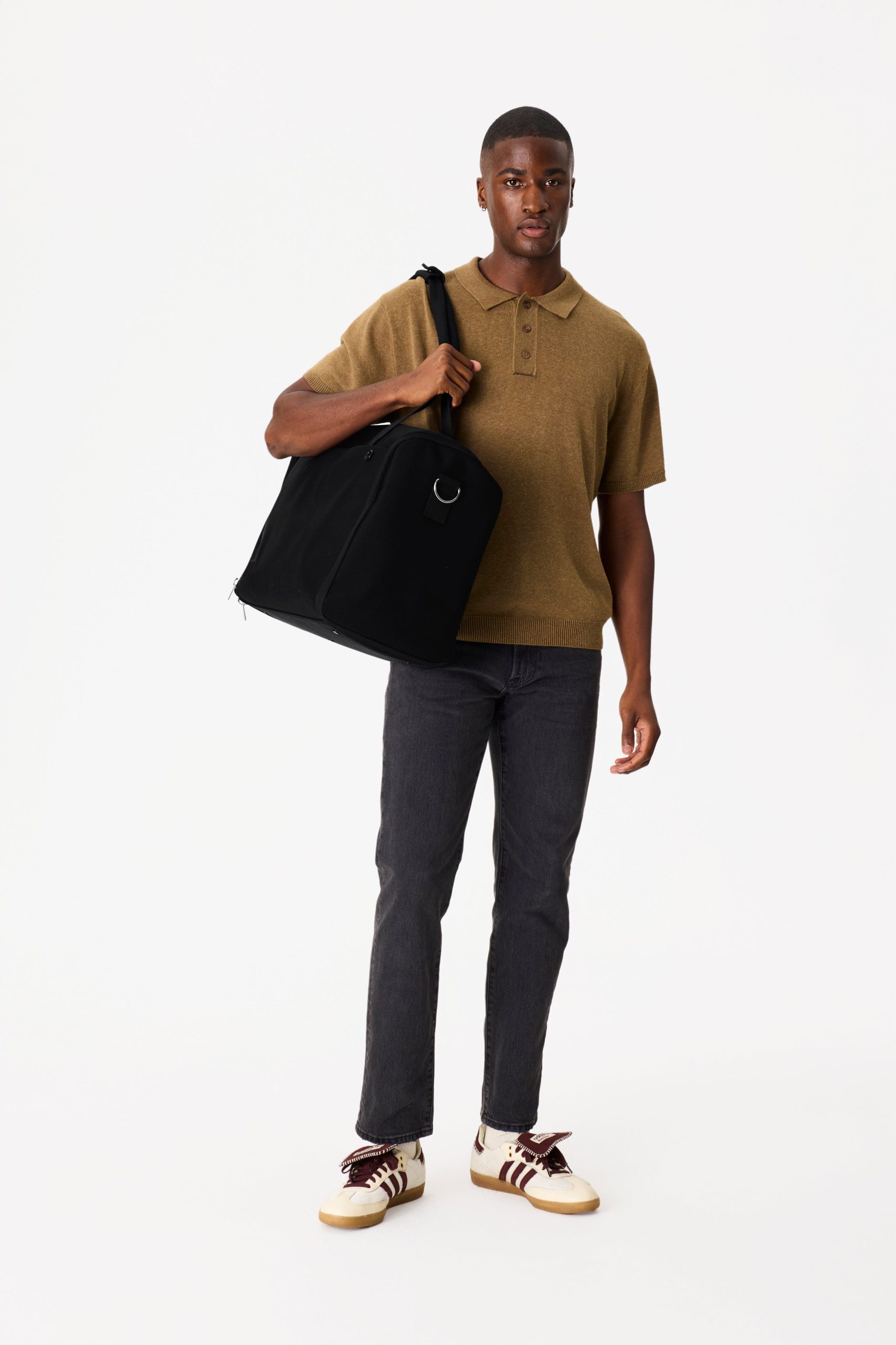 The Garment Duffle Bag in Black - Image 5