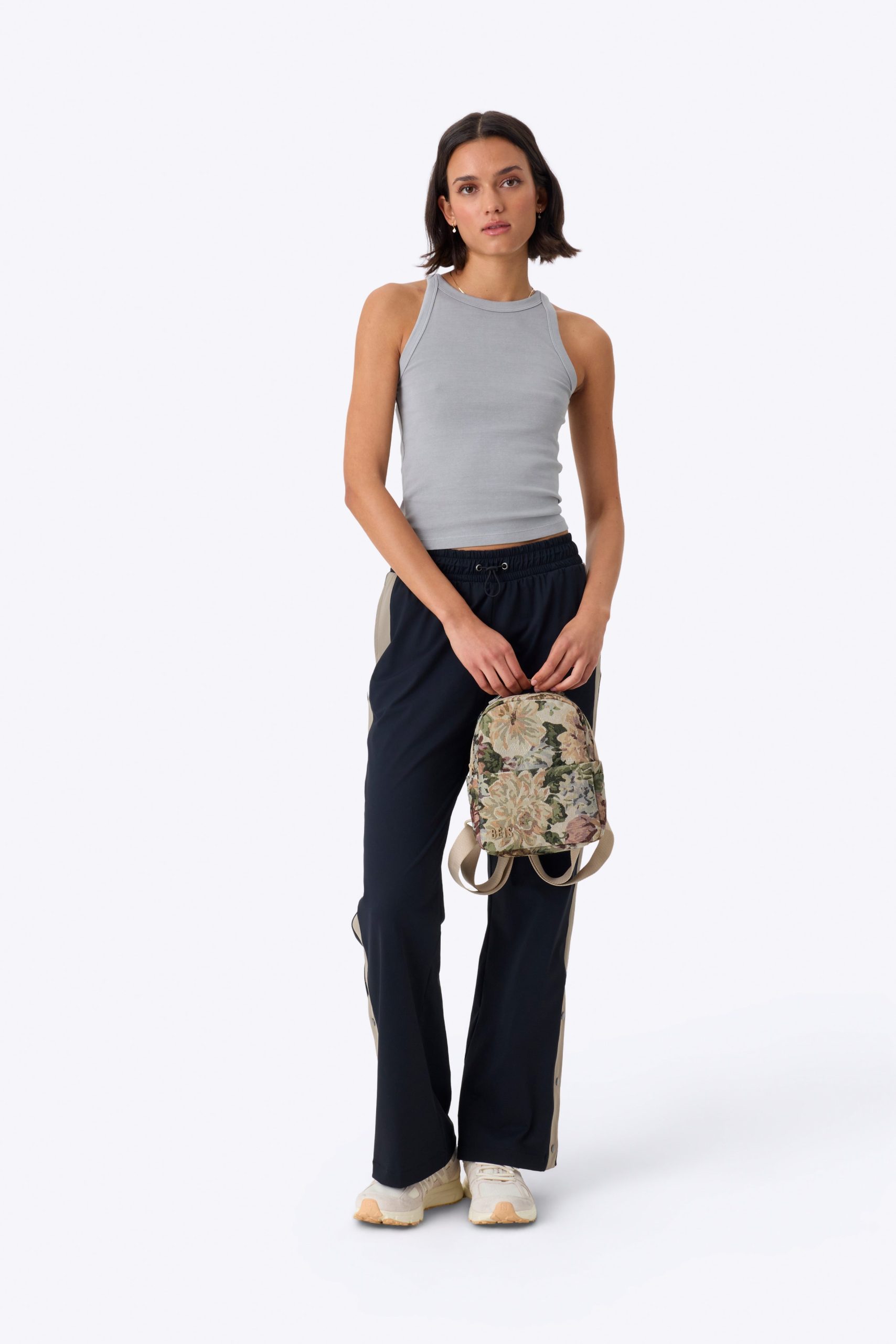 The Mini Backpack in Vintage Floral - Image 5