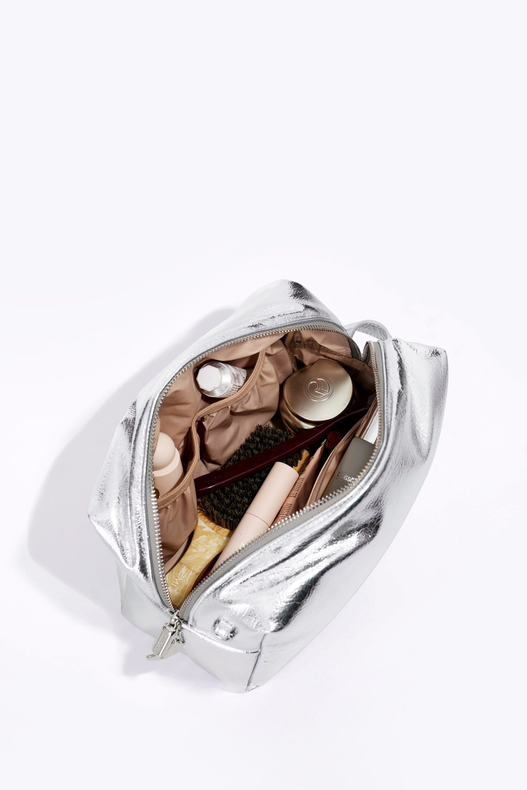 B??IS x Chipotle The Burrito Pouch Set in Foil - Image 5