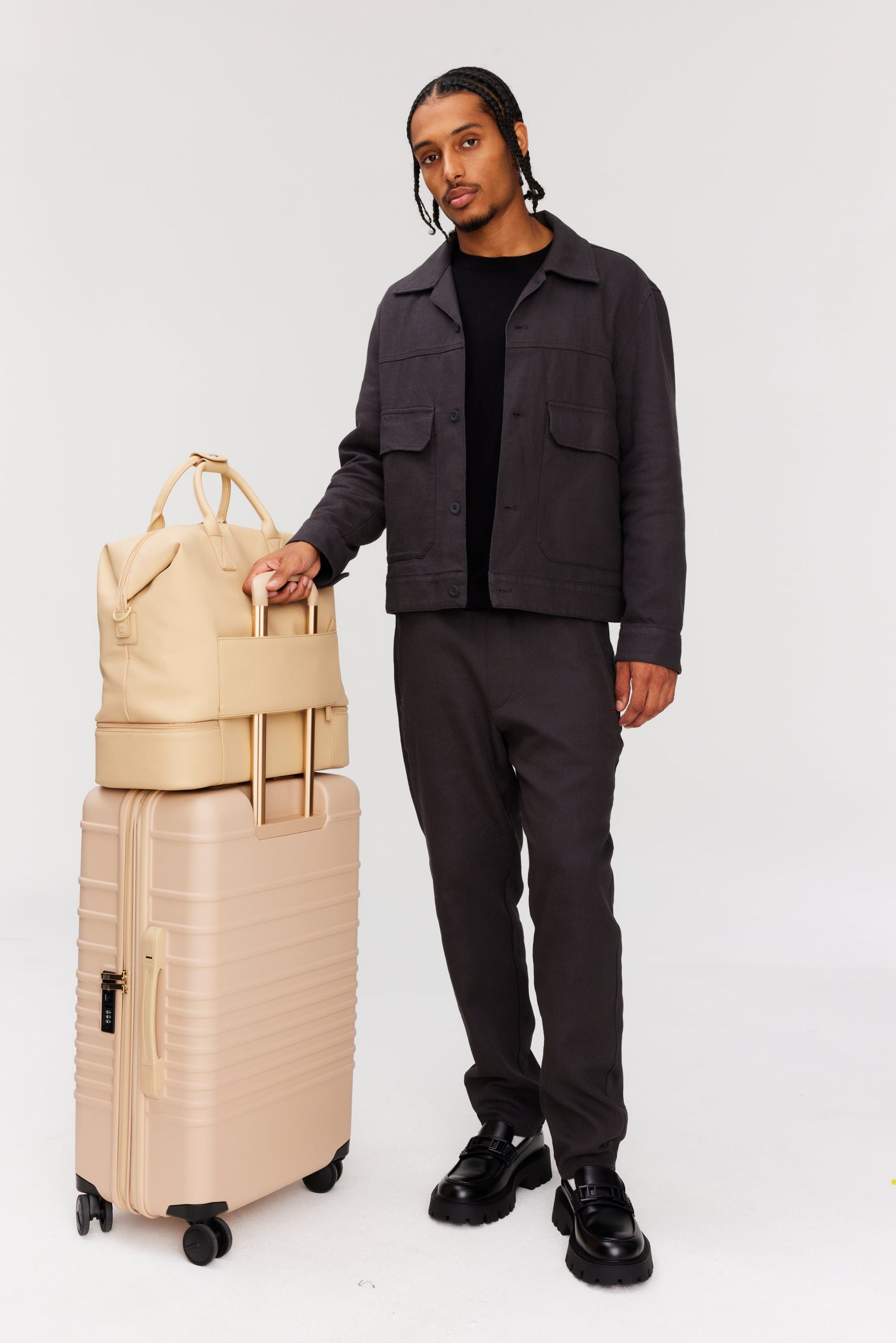 Resale The Premium Weekender in Beige - Image 9