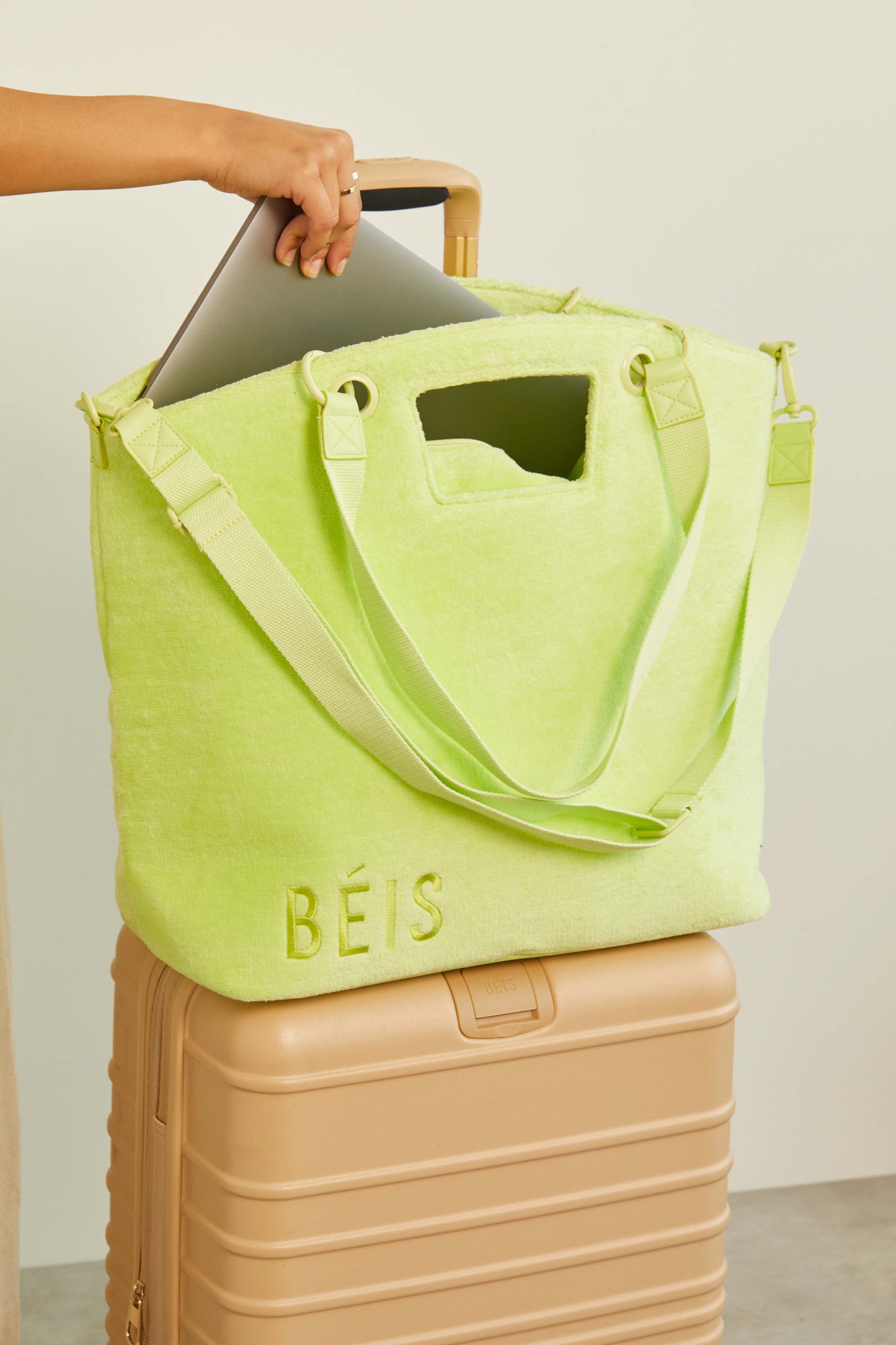 Resale The Terry Tote in Citron - Image 11