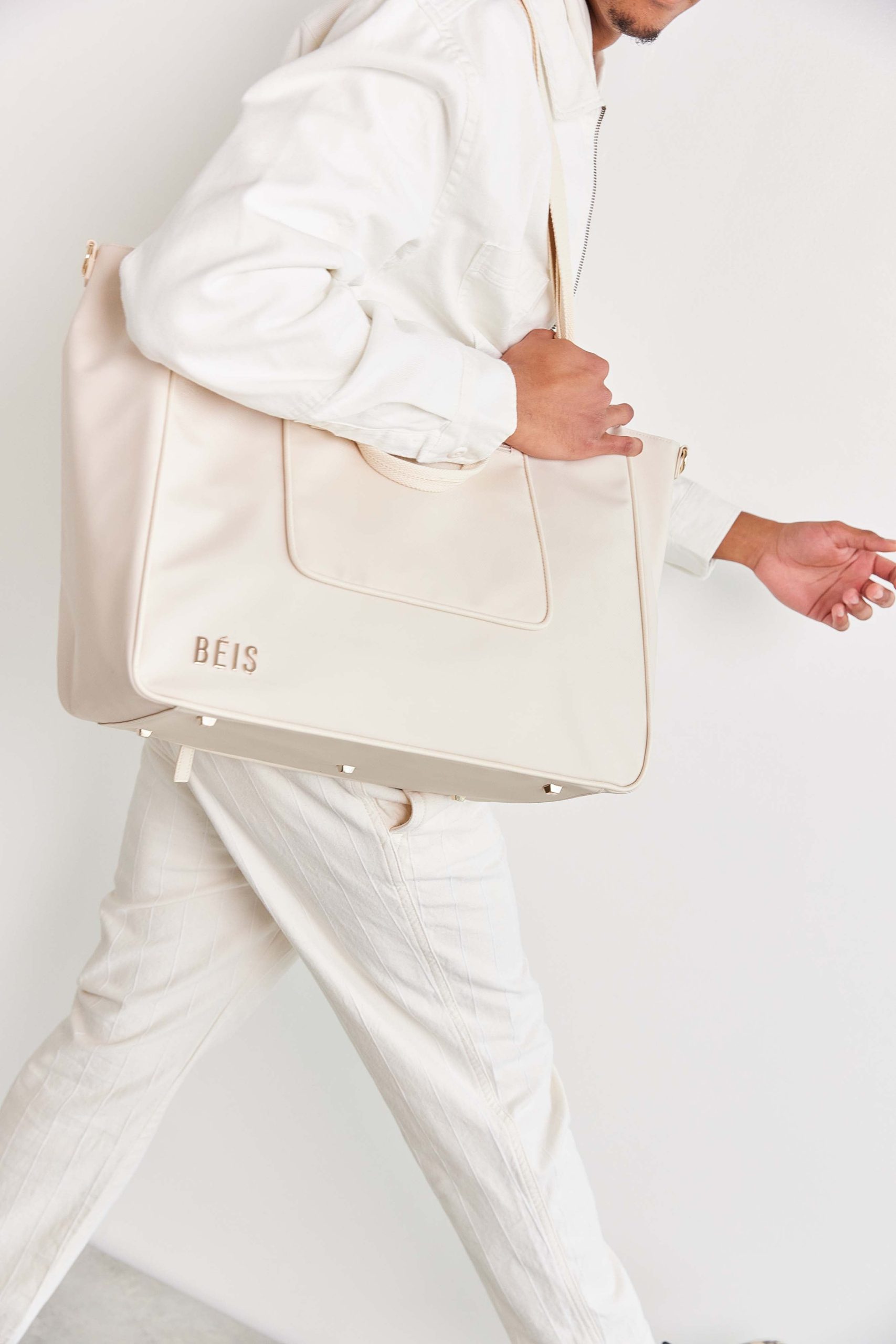 Resale The East To West Tote in Beige - Image 13