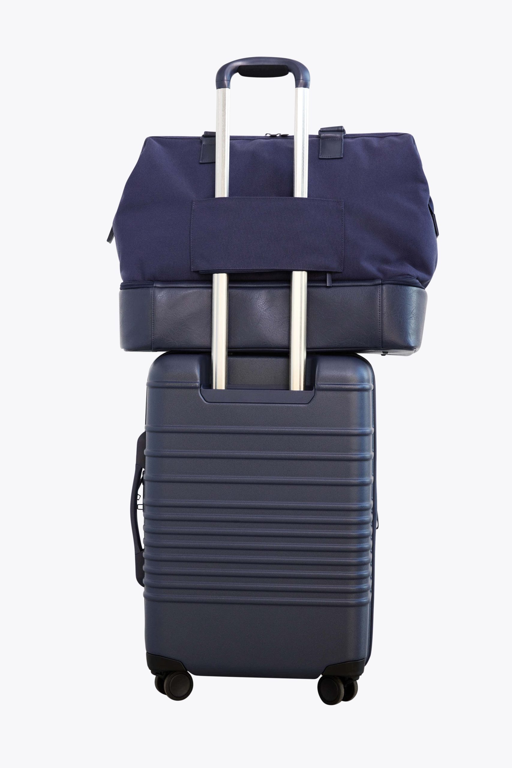 Resale The Weekender in Navy - Image 4