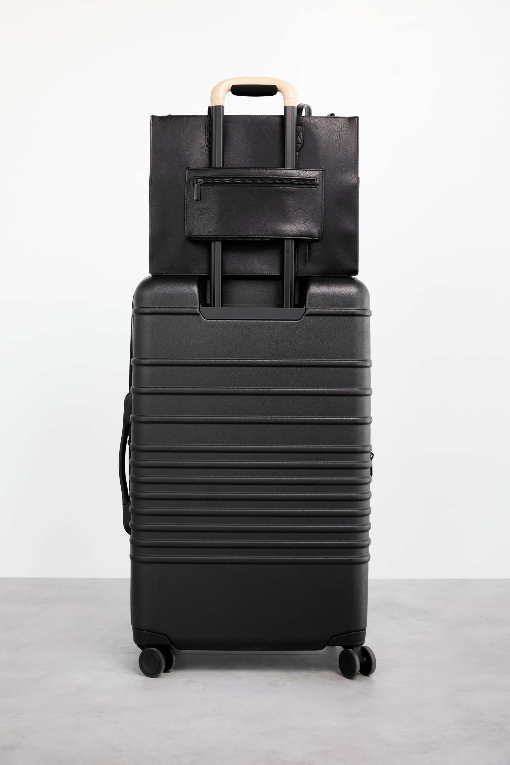 Resale The Work Tote in Black - Image 7