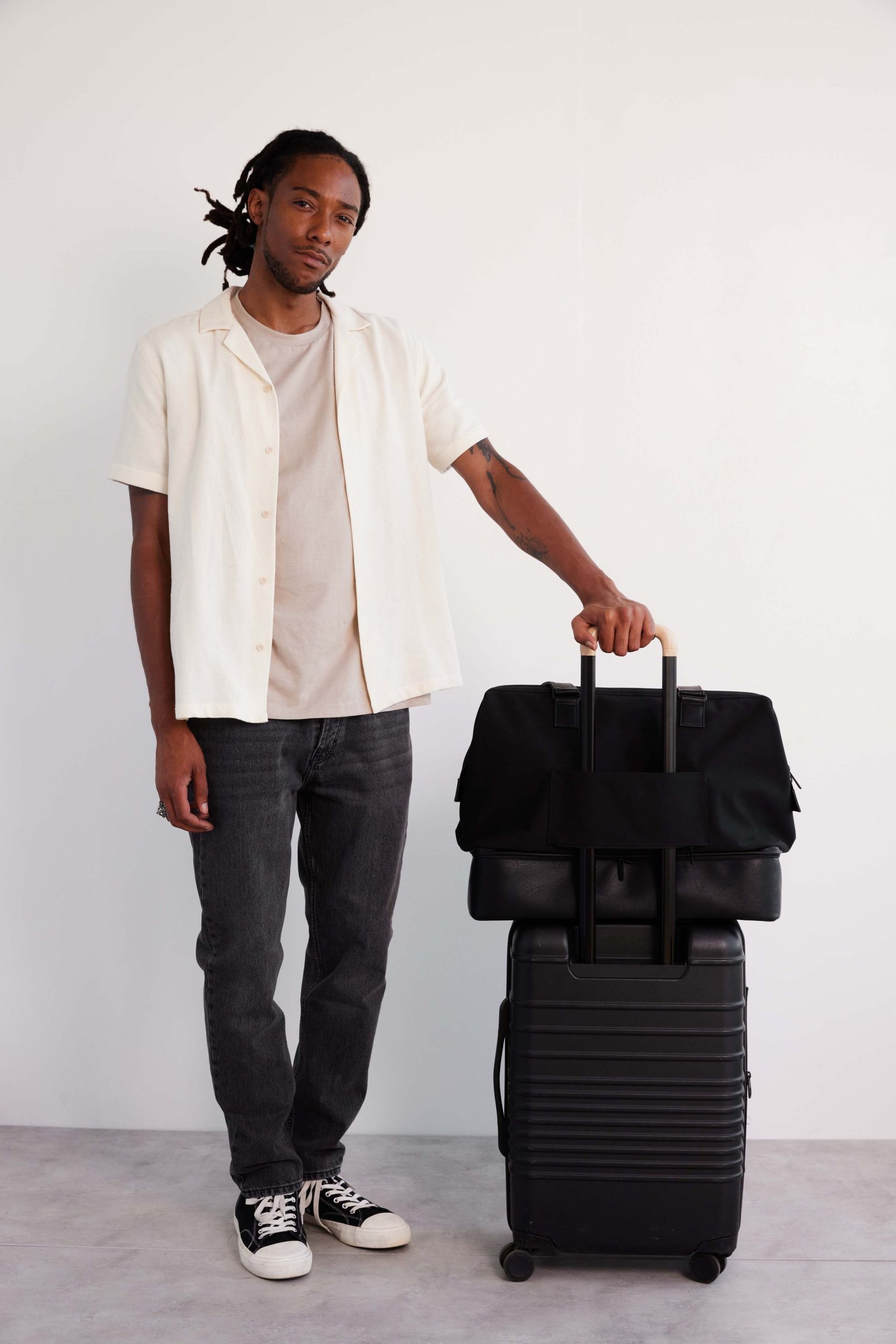 The Weekender in Black - Image 11