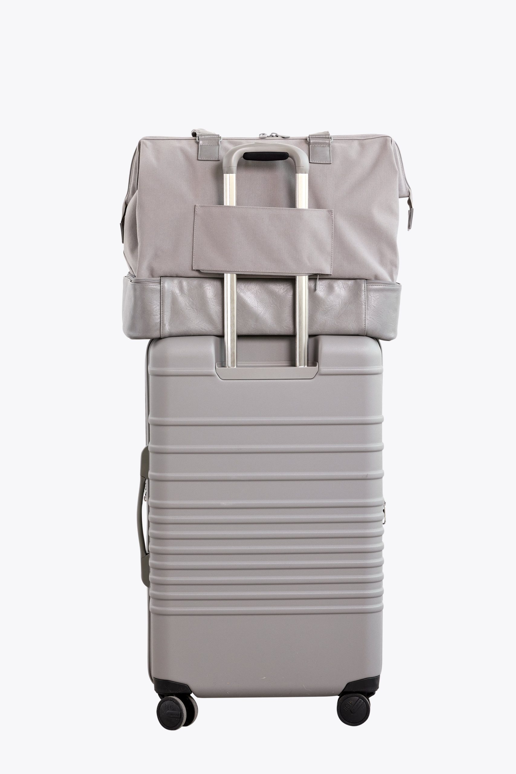 Resale The Weekender in Grey - Image 4