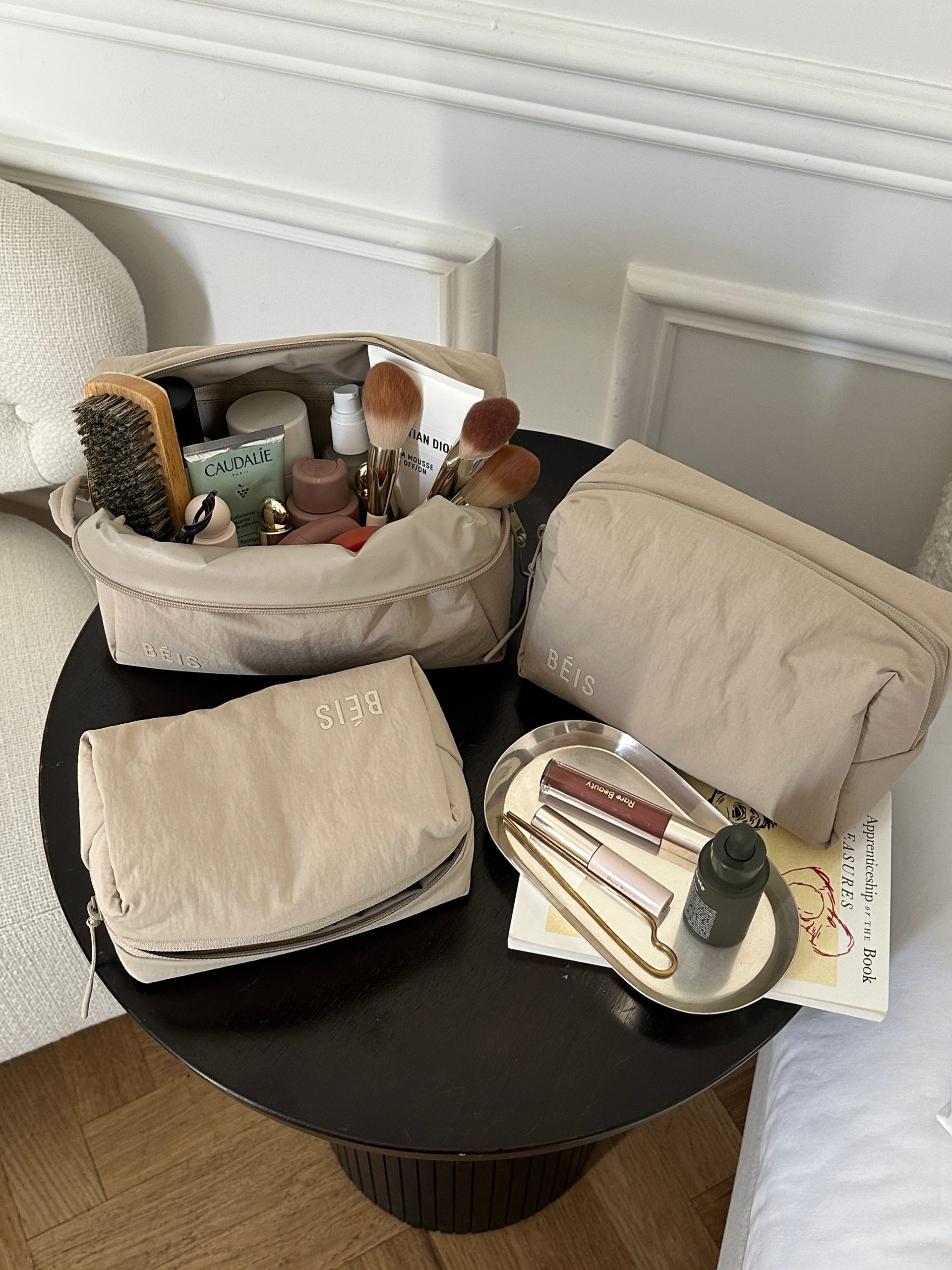 The Air Pouch Set in Oat - Image 2