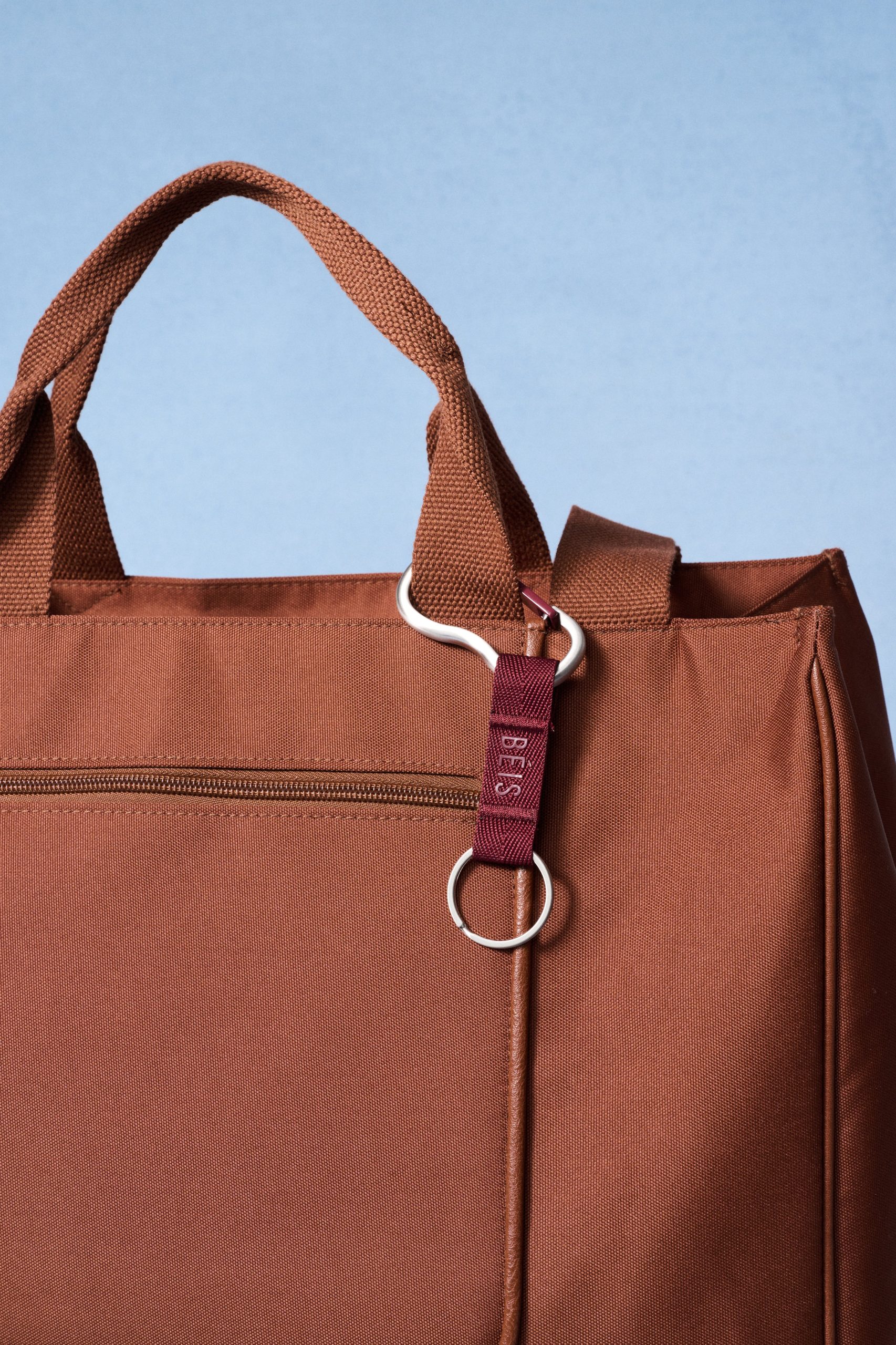 The Carabiner in Burgundy - Image 4