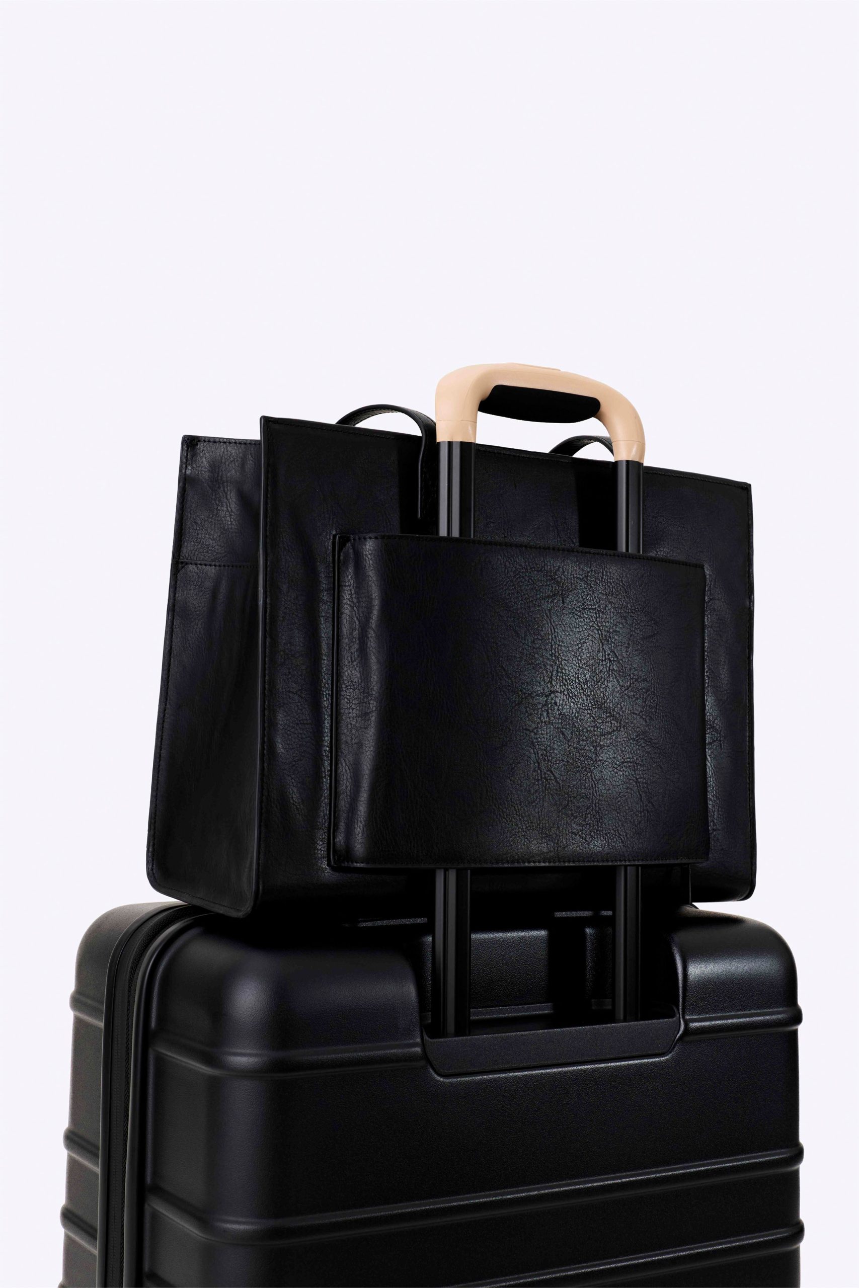 The Work Tote in Black - Image 12