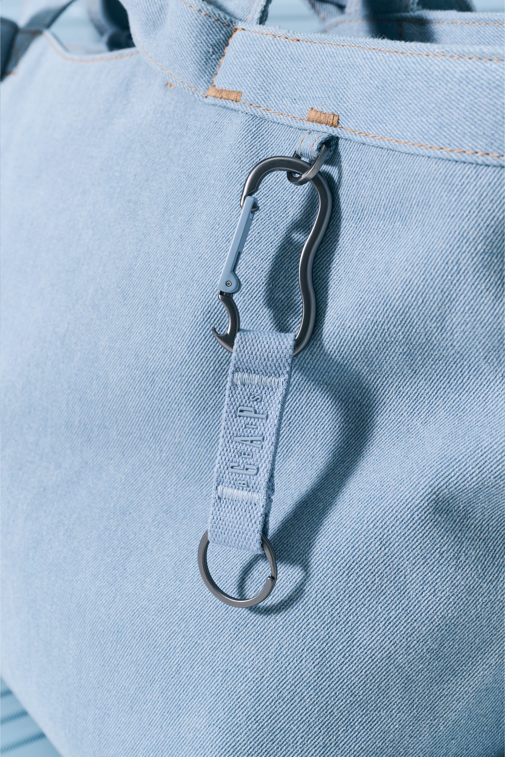 Gap x B??IS The Carabiner in Denim Blue - Image 3